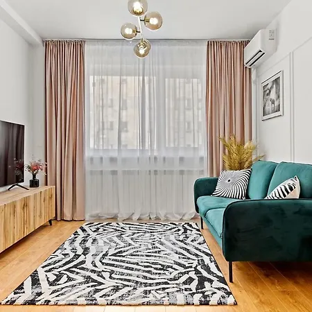 Apartment Luxos Si Incapator Bucharest